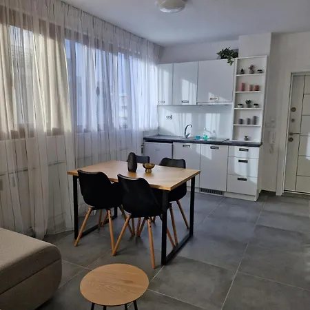 Itta Sunny Lägenhet